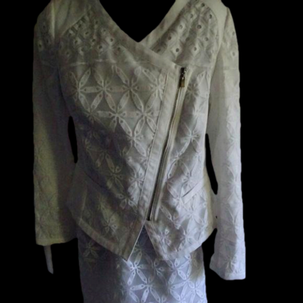 NWT LAUNDRY BY SHELLI SEGAL 2 PIECE JACKET/ AND SKIRT LACE